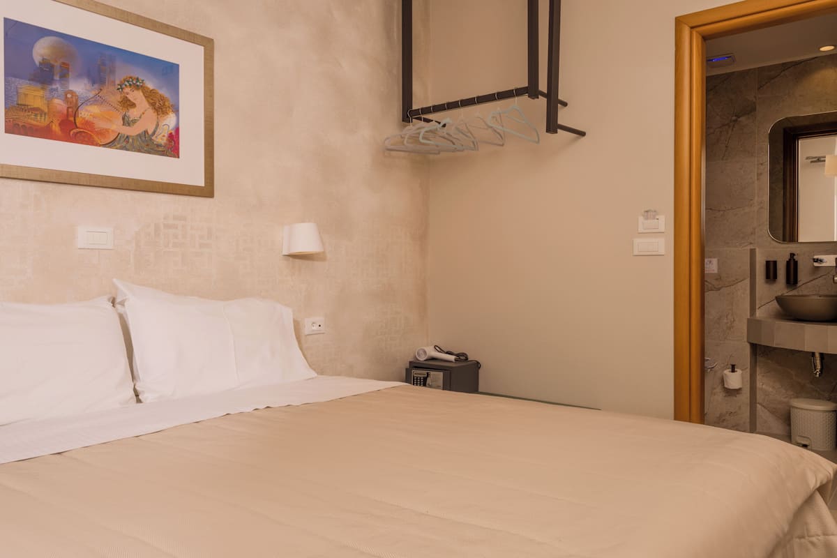 Pillowtop beds, in-room safe, blackout drapes, soundproofing