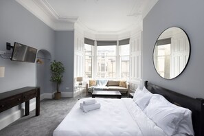 1 slaapkamer, een strijkplank/strijkijzer, wifi, beddengoed