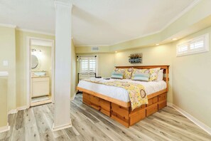 4 bedrooms, WiFi, bed sheets