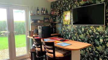 Cabin | Bar (on property)