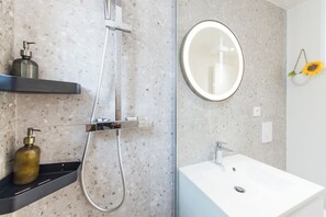 Hair dryer, towels, soap, shampoo