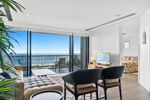 Beach Chalet 7 - Coastal Bliss at Sunrise Beach – A Luxurious Beachfront Escape