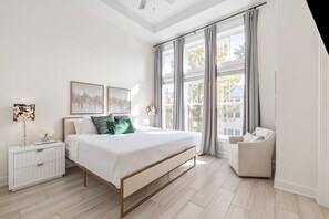 3 chambres, fer et planche à repasser, Wi-Fi gratuit, draps fournis