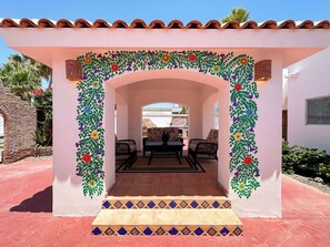 Terrace/patio - Your Beachfront Escape Close to Everything (Puerto Peñasco)