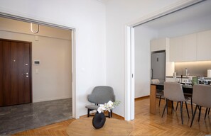 Interior entrance - Elegant 3-bedroom Retreat in the Heart of Kolonaki (Athens)