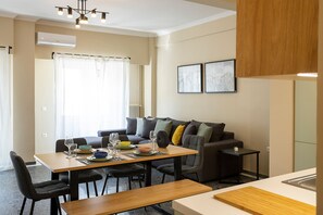 Apartment | Living room - Spacious 2-bedroom Retreat in the Heart of Athens (Athens)