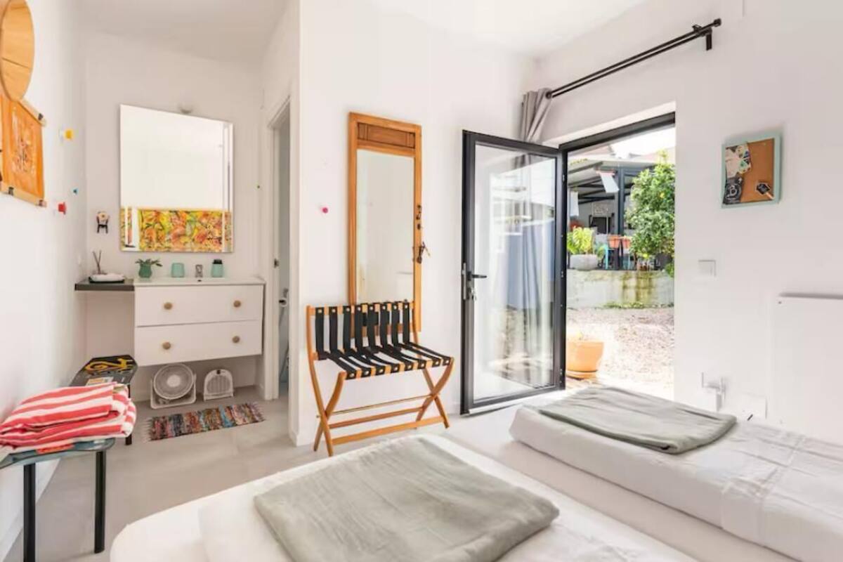 Habitación doble, 1 cama Queen size, baño privado | Cortinas blackout, insonorización y wifi gratis