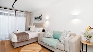Unclassified image, 2 of 31, button - Luxurious Sea Point Studio Apartment (Cape Town)