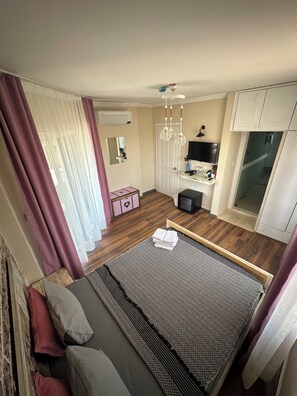 Comfort Double Room | Soundproofing, iron/ironing board, free WiFi - Kekik Alaçatı Otel (Cesme)