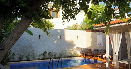 Kekik Alaçatı Otel