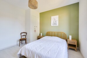 2 Schlafzimmer, Bügeleisen/Bügelbrett, kostenloses WLAN