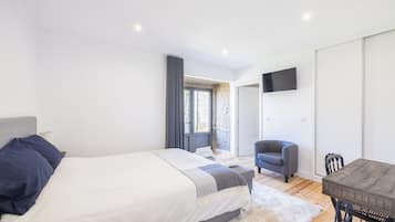 5 Schlafzimmer, Bügeleisen/Bügelbrett, WLAN, Bettwäsche