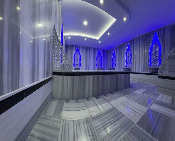 Warmsteinmassagen, Tiefengewebe-Massagen, klassische Massagen