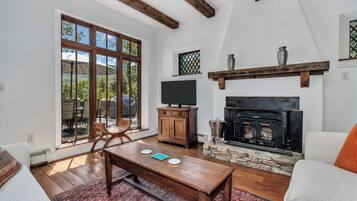 Classic House, 3 Bedrooms, Non Smoking, Mountain View | View from room