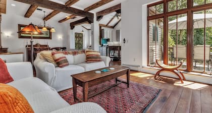 Wolf Creek House