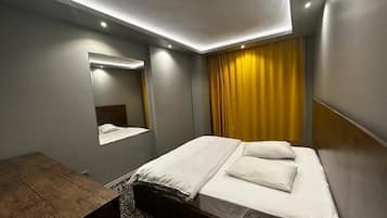 Desk, laptop workspace, free WiFi