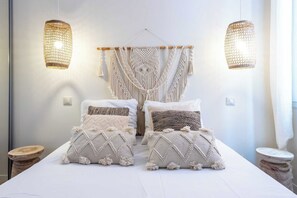 Apartment | 2 bedrooms, laptop workspace, iron/ironing board, bed sheets