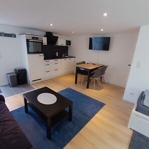 Interior - Cozy 2 room apartment for 2-4 persons between Kiel-City and the beaches (Schönkirchen)