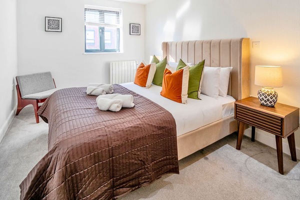 MODERN AND COZY BEDROOM