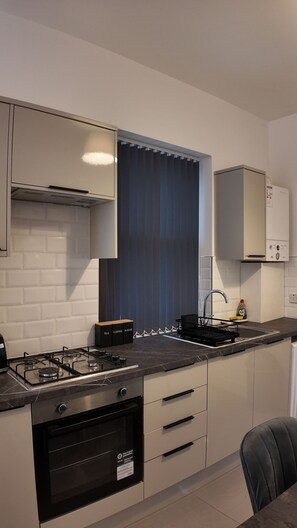 Microwave, oven, stovetop, dishwasher