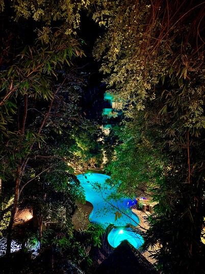 Sundaras Infinity Jungle Resort & Spa