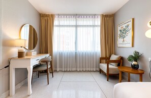 Two-Bedroom Apartment with Kitchen | Truy cập Internet không dây miễn phí 