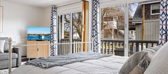 Serenity by the Sea 180 Steps to the Beach!