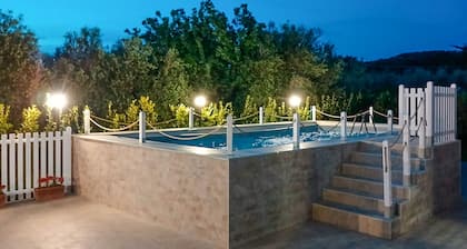 Maison confortable Ă Cecina avec WiFi