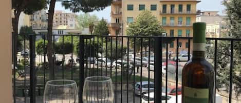 Doppia Classic, balcone | Una cassaforte in camera, tende oscuranti, insonorizzazione
