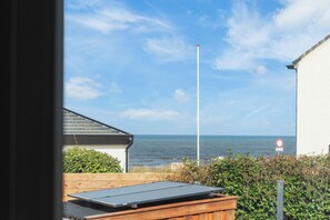 Property grounds - Coastal Inn - Private Room + Balcony (Zandvoort)
