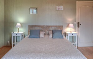 3 Schlafzimmer, Reisekinderbett, kostenloses WLAN