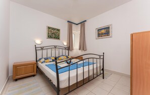 2 bedrooms, travel cot, free WiFi - Cozy apartment in Sveti Filip i Jakov (Sveti Filip i Jakov)