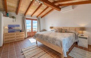 4 soverom, reiseseng for barn og wi-fi (inkludert)