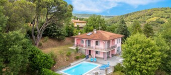 Awesome home in Capolona