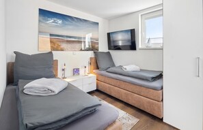 2 chambres, lit parapluie