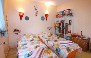 2 bedrooms, iron/ironing board, travel crib - Gorgeous home in Veyras (Veyras)