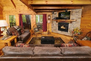 Smart TV, fireplace