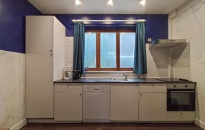 Frigorífic, forn, placa de cuina i rentaplats 