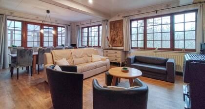 5 bedroom stunning home in Rochehaut