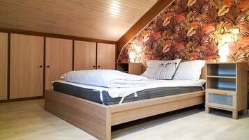 5 slaapkamers, reisbedje, gratis wifi, beddengoed