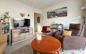 Smart TV - 2 bedroom stunning home in Torrevieja (Torrevieja)