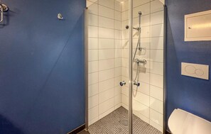 Douche, sèche-cheveux