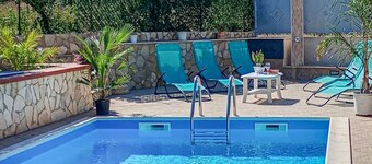 Stunning home in Trabia