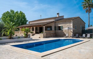 Pool - Awesome home in Manacor (Manacor)