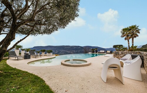 Stunning home in Aspremont