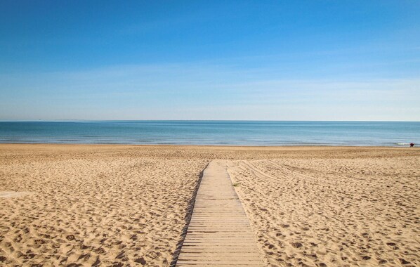 Beach - Beautiful home in Cox (Cox)