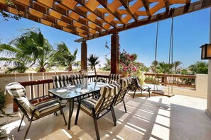 Basic Villa | Outdoor dining - Xuru Stays I Meditative & Blissful 3 BDR Villa @ Ancient Sands Private Pool (El Gouna)
