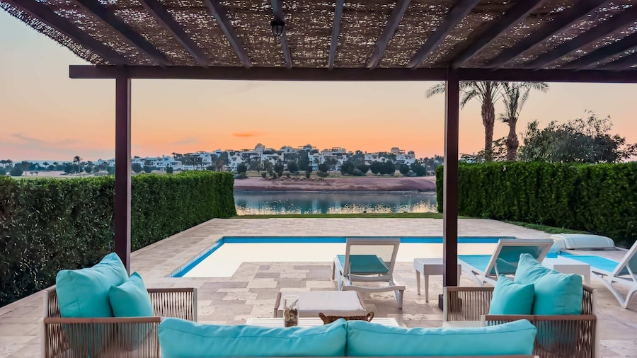 Xuru Stays I Sundown Symphony 4mbdr Villa @ Joubal El Gouna