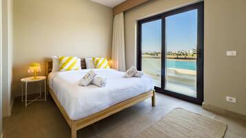 Basic Villa | 4 bedrooms, iron/ironing board, bed sheets