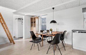 Dining - 2 bedroom amazing home in Otterup (Otterup)
